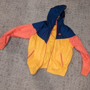 Nike light hooded jacket (Mens Large)
